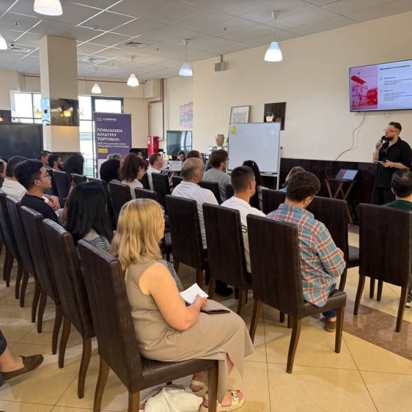 Photo 5429258083336583039 Y