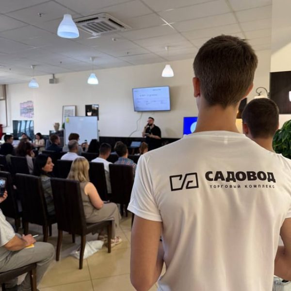 Photo 5429258083336583040 Y